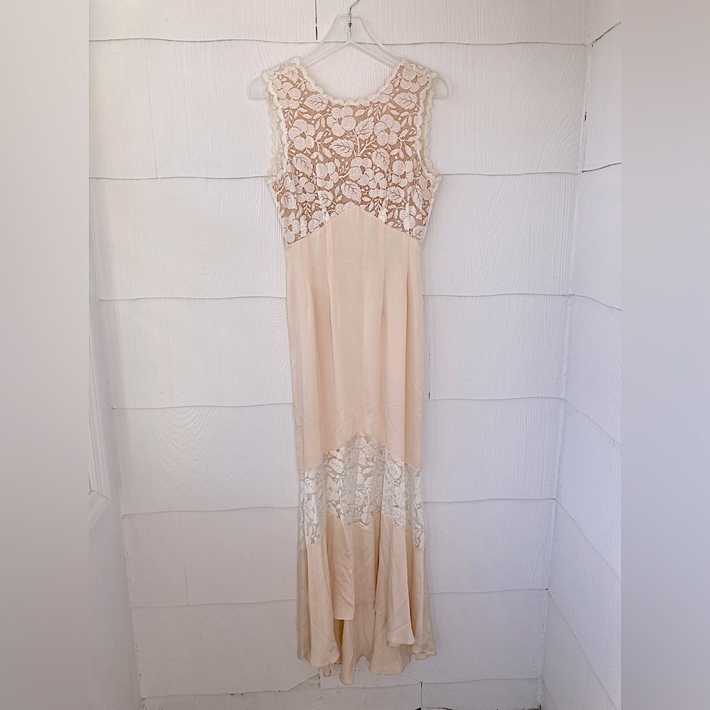 Vintage Bridal Ivory Silk and Lace Maxi Wedding Gown or Bridesmaids’ Dress